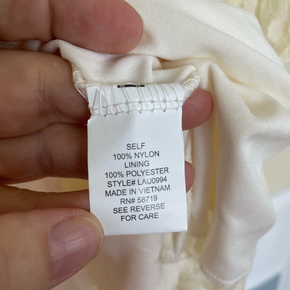 NY Collection Cream Bell Sleeve Blouse with Ruffled Smocked Details Sz XL - Picture 5 of 7